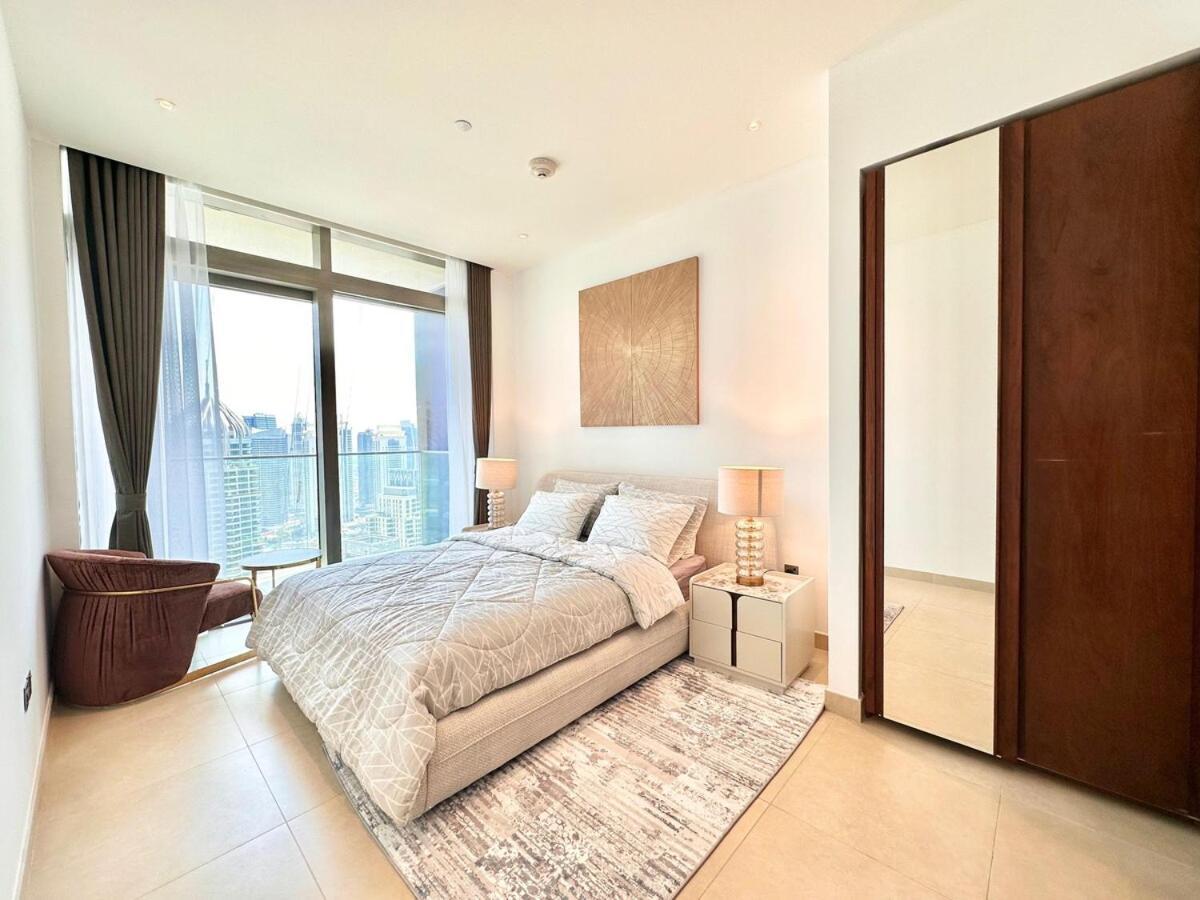 Apartment Modern 2br Skyline & Marina View Dubai