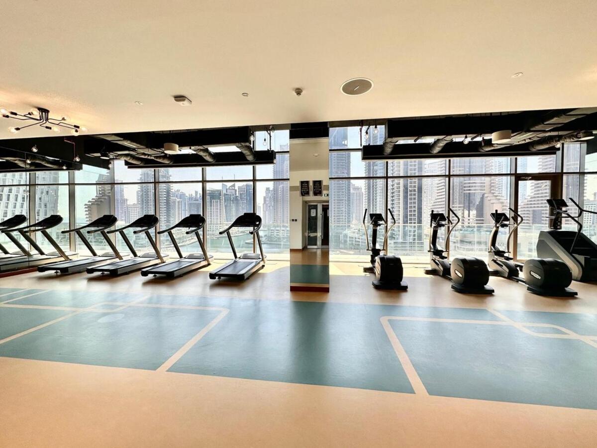 Modern 2br Skyline & Marina View Dubai