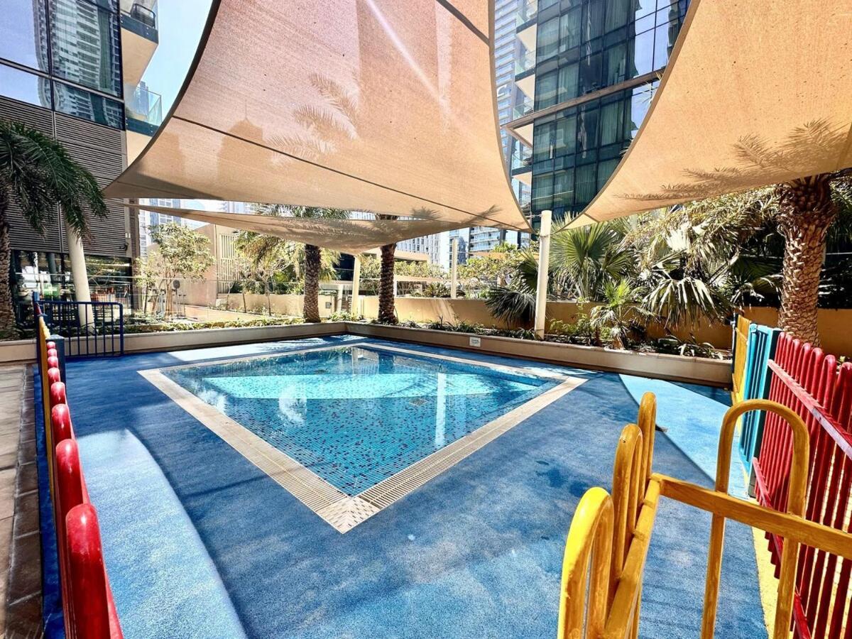 Modern 2br Skyline & Marina View Apartment